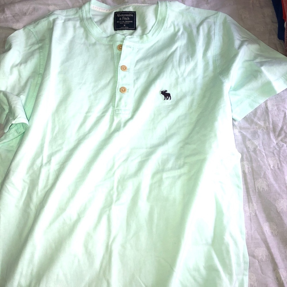 Abercrombie and Fitch t shirt